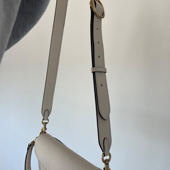 Coach Tabby Shoulder Bag - Picture 5 of 7